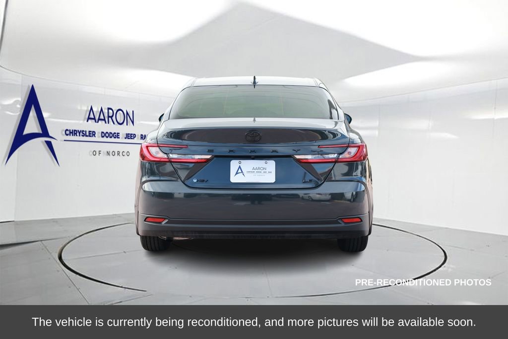Used 2025 Toyota Camry LE w/ Convenience Package image 3