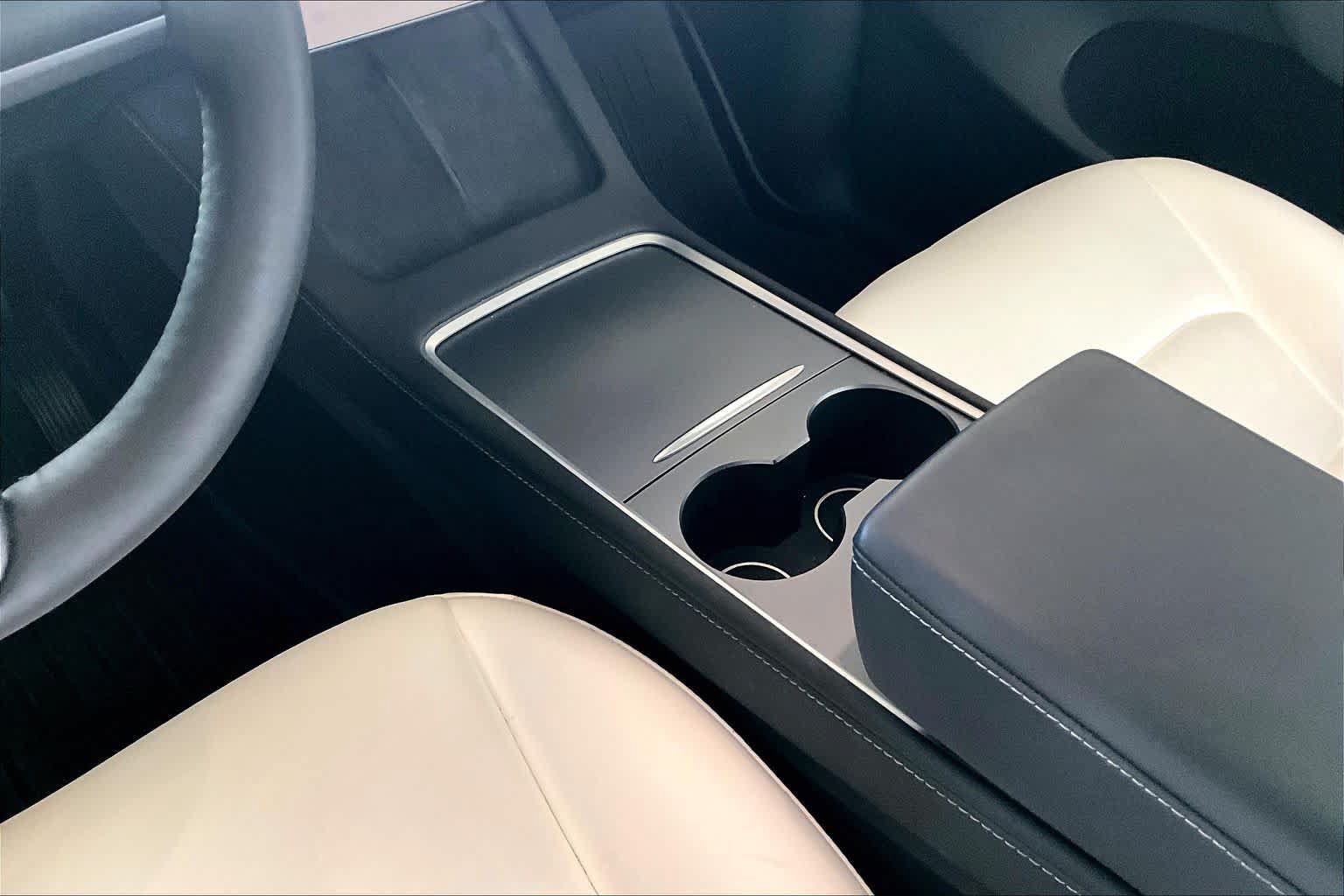 Used 2023 Tesla Model Y AWD image 14