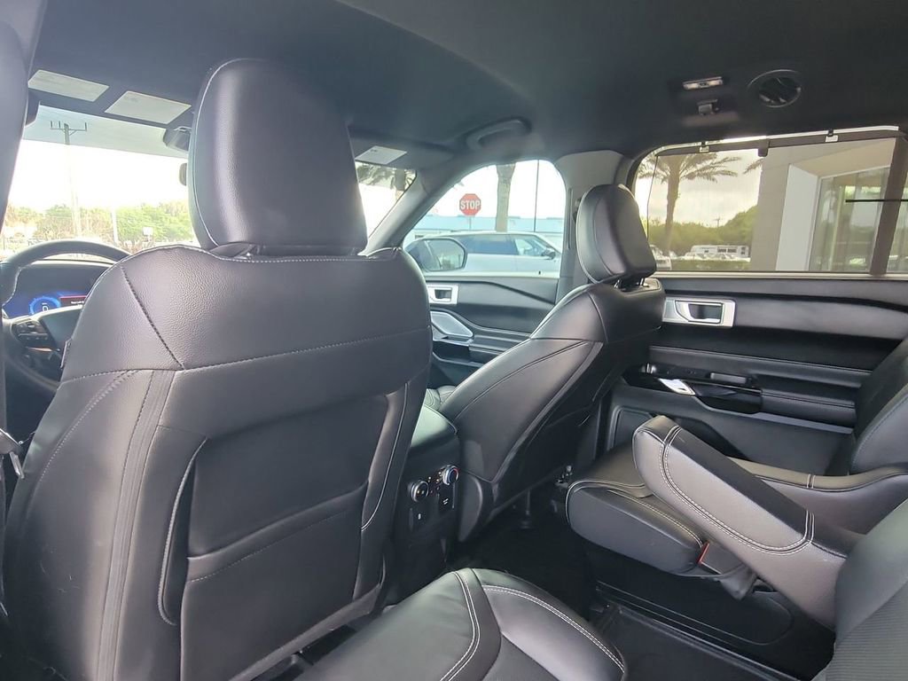 Used 2024 Ford Explorer ST w/ Equipment Group 401A AWD/4WD image 17