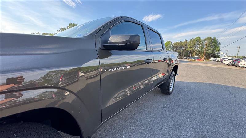 Used 2023 Chevrolet Colorado W/T RWD image 14