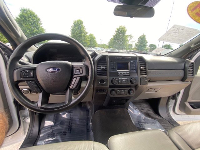 Used 2021 Ford F550 2WD Regular Cab Super Duty image 23
