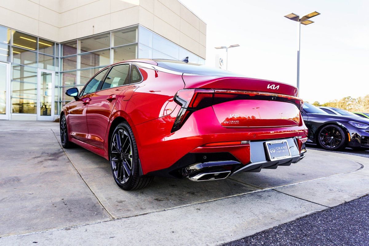 Used 2025 Kia K5 GT image 10