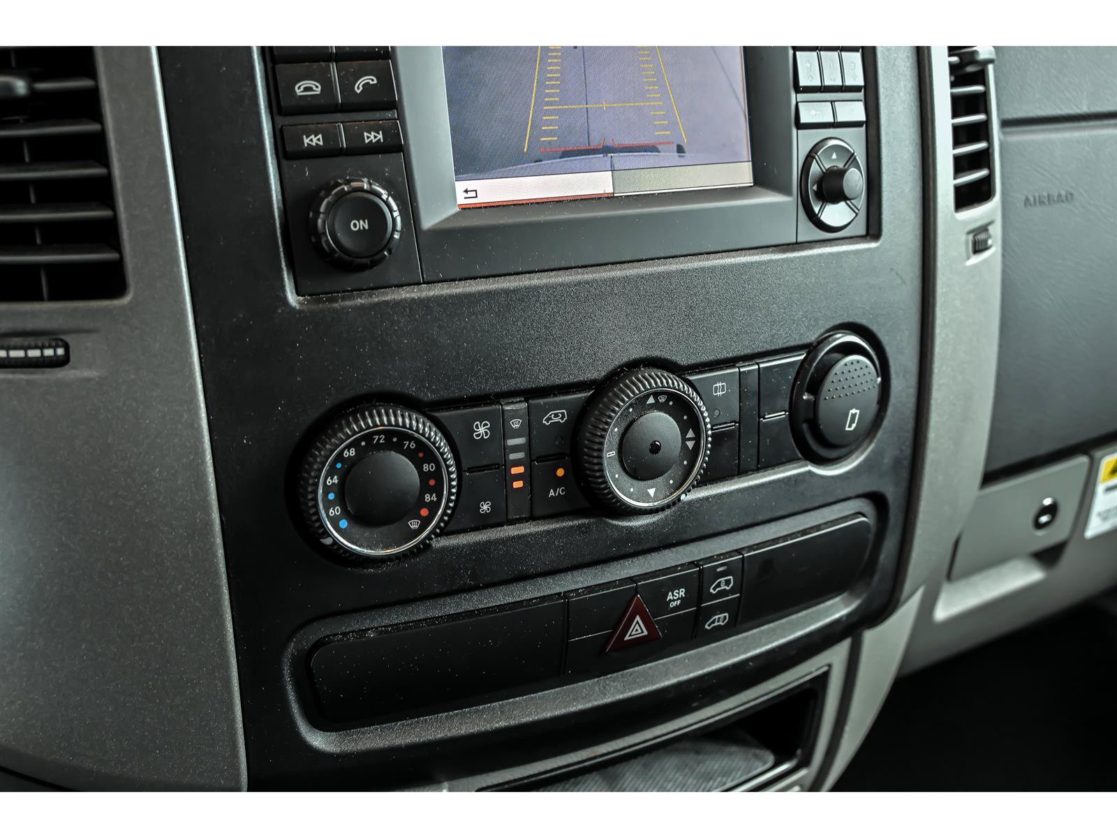 Used 2017 Mercedes-Benz Sprinter 2500 image 19