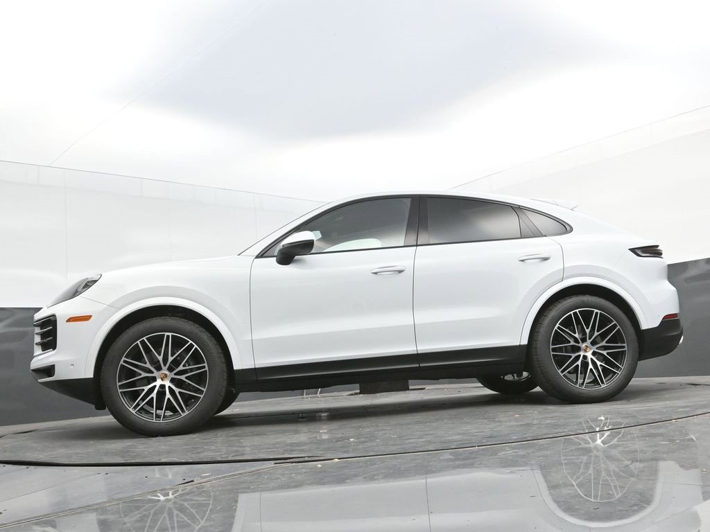 New 2025 Porsche Cayenne Coupe image 32
