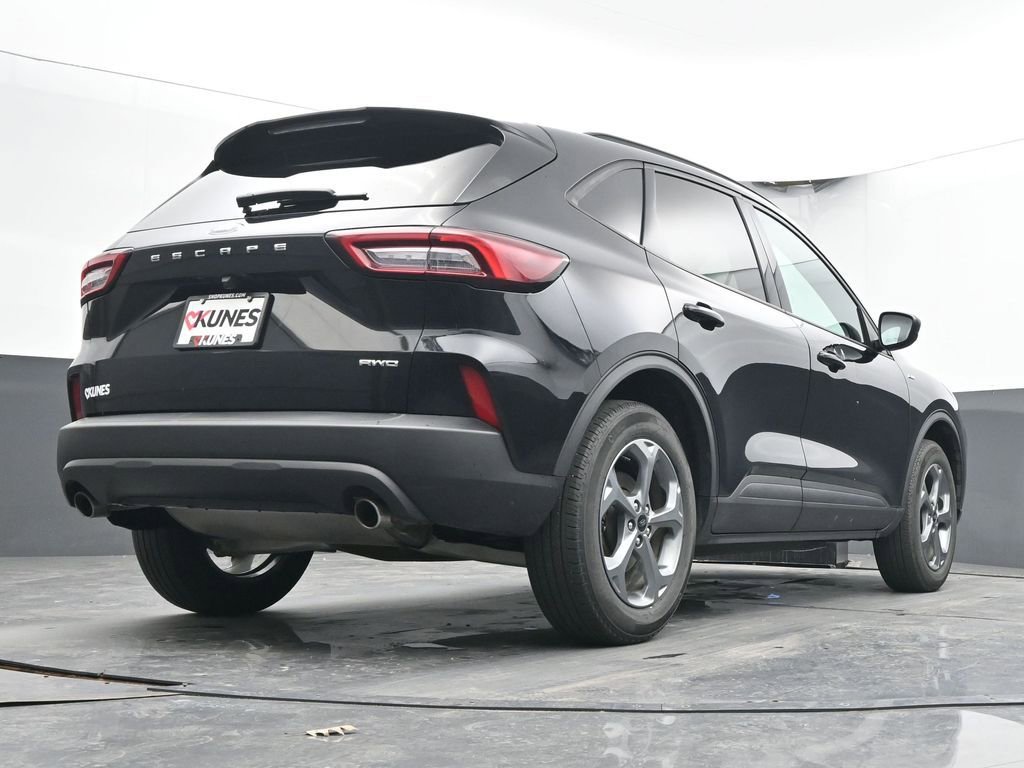 Used 2025 Ford Escape ST-Line image 29
