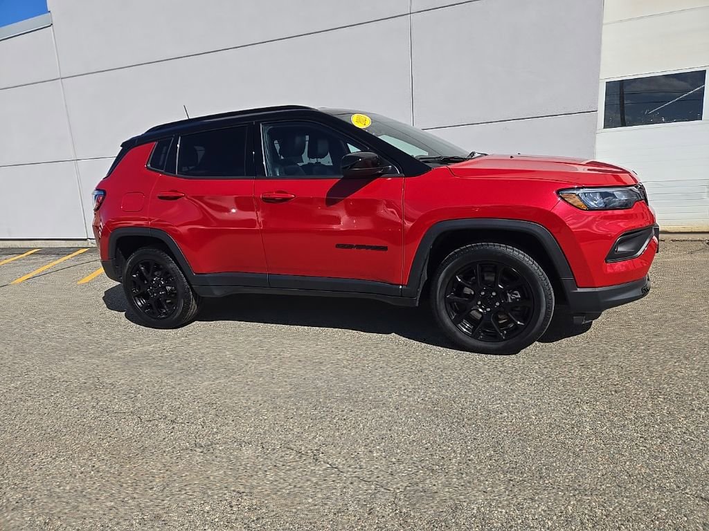 Used 2023 Jeep Compass Altitude w/ Convenience Group image 6