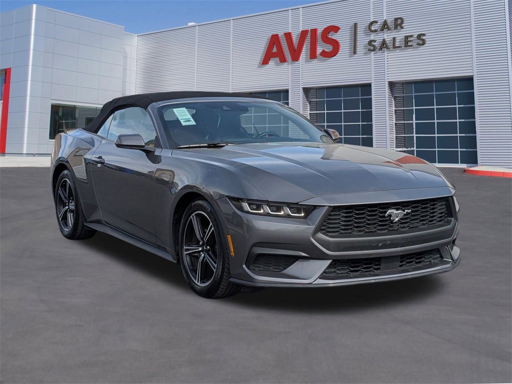 Used 2024 Ford Mustang Premium image 3