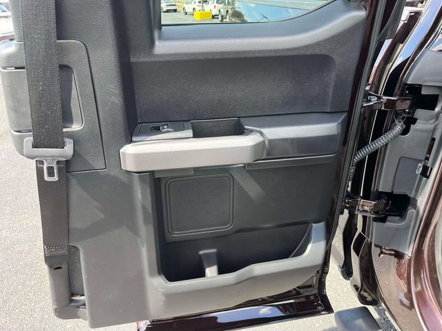 Used 2018 Ford F150 XLT w/ Equipment Group 302A Luxury AWD/4WD image 18