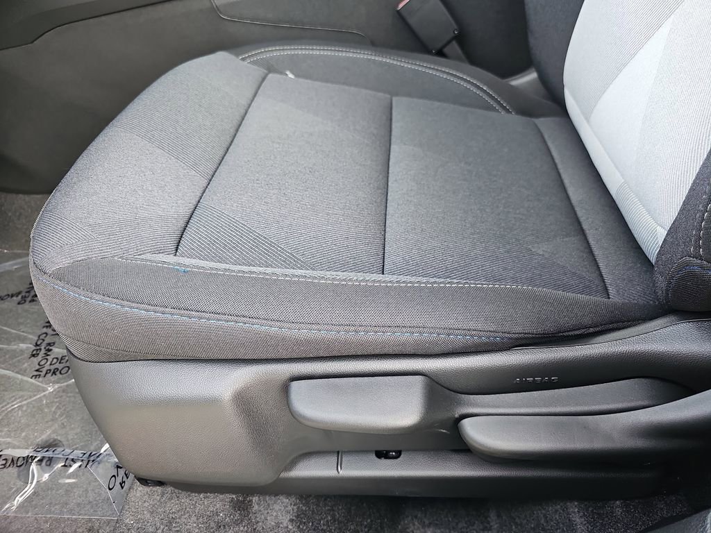 New 2026 Chevrolet Trax LS w/ LS Convenience Package image 28