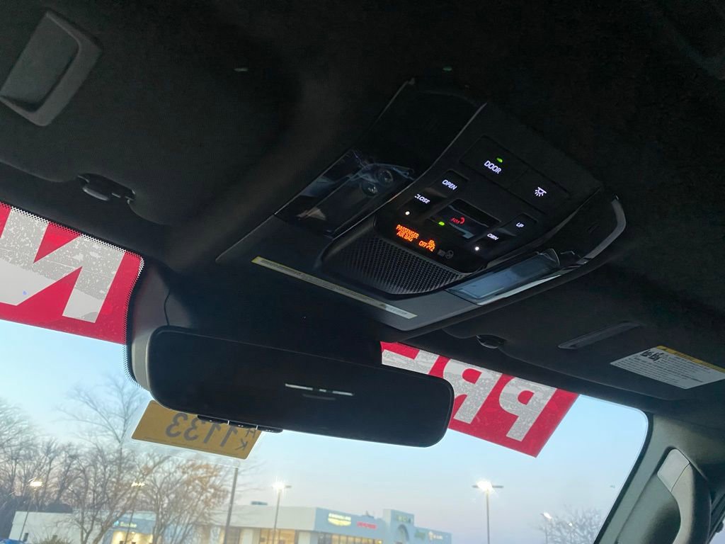 Used 2024 Lexus GX 550 w/ Accessory Package (Z1) image 20