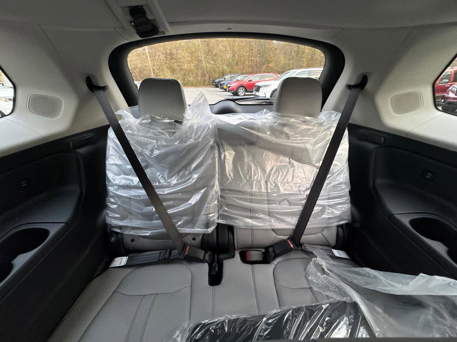 New 2025 Honda Pilot Touring image 37