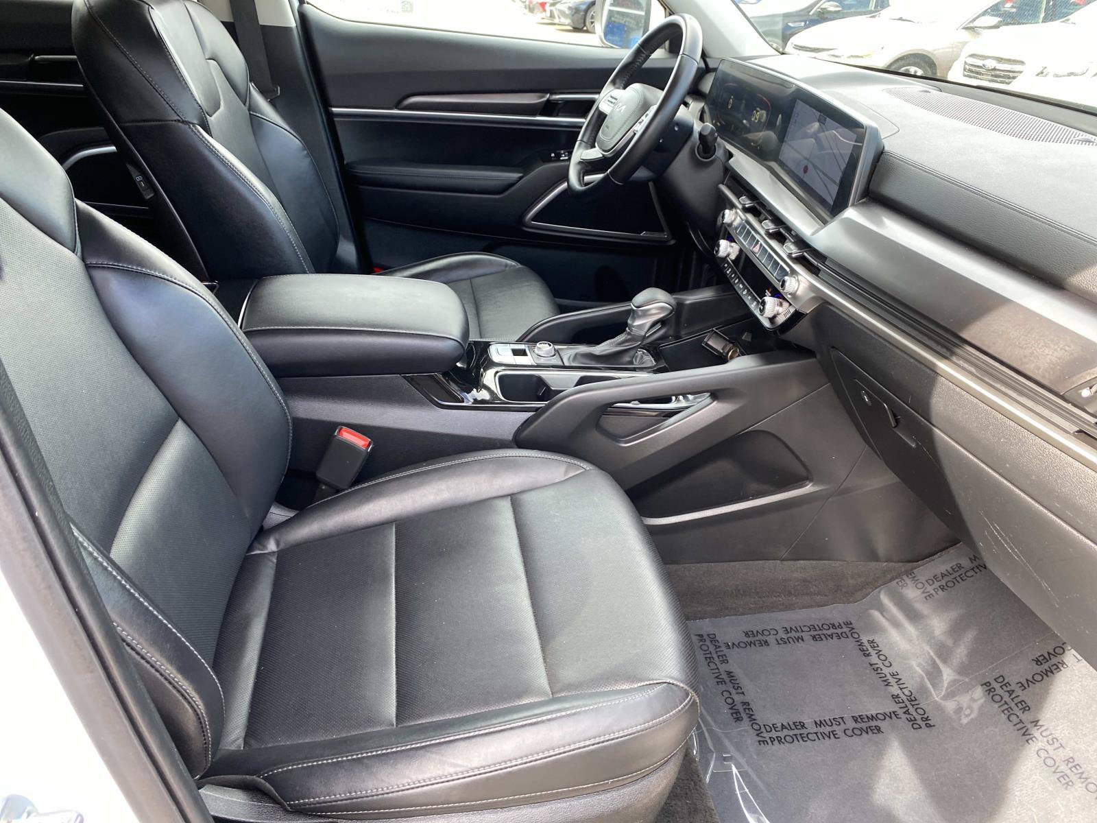 Used 2023 Kia Telluride LX AWD/4WD image 22