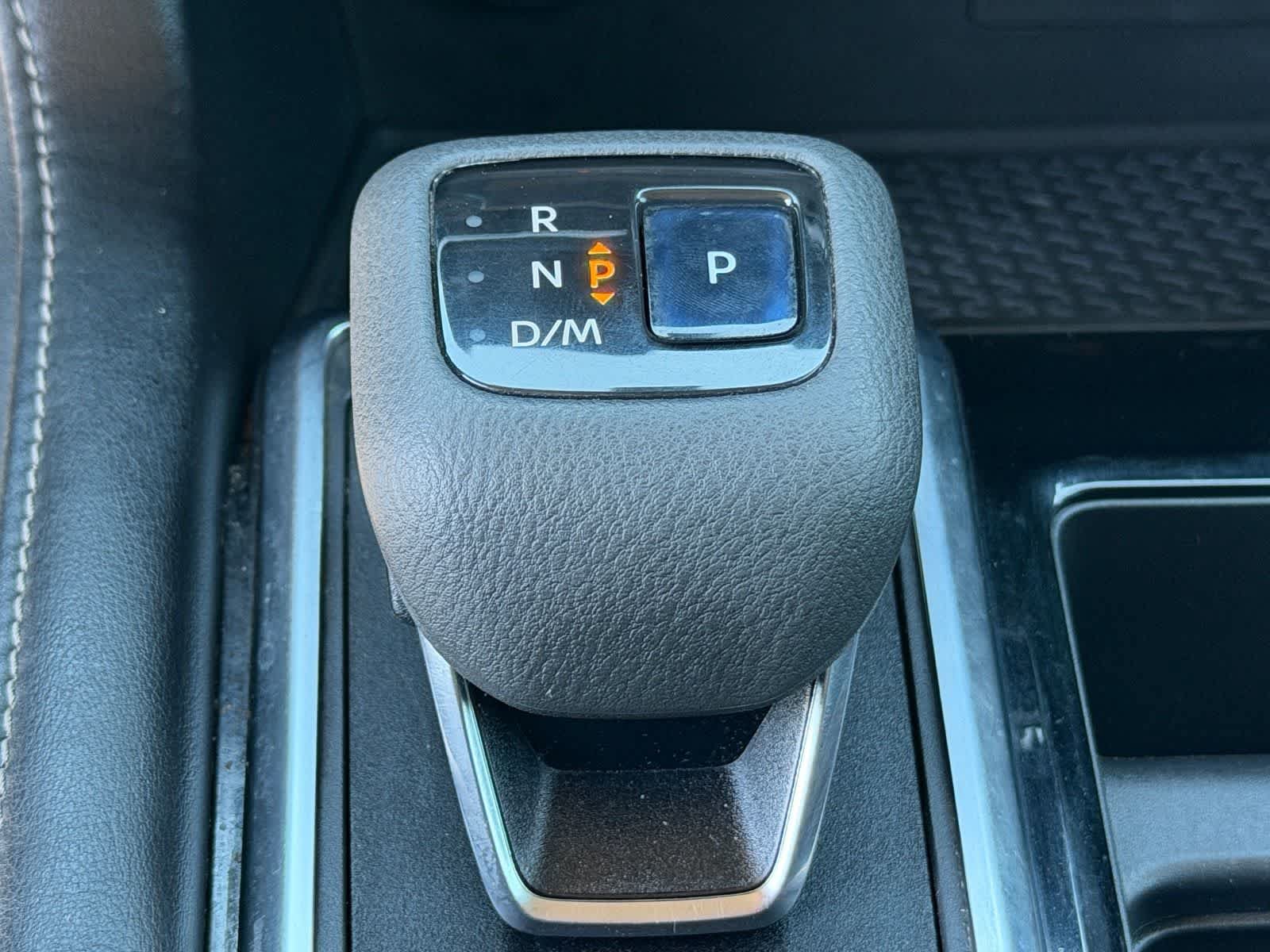 Used 2022 Nissan Pathfinder SL FWD image 24