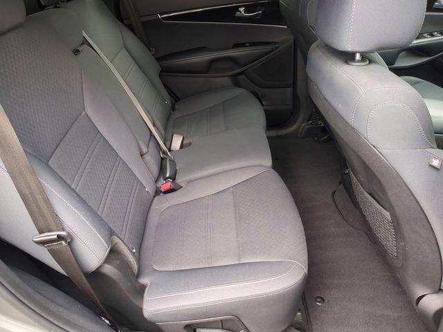 Used 2019 Kia Sorento LX image 28