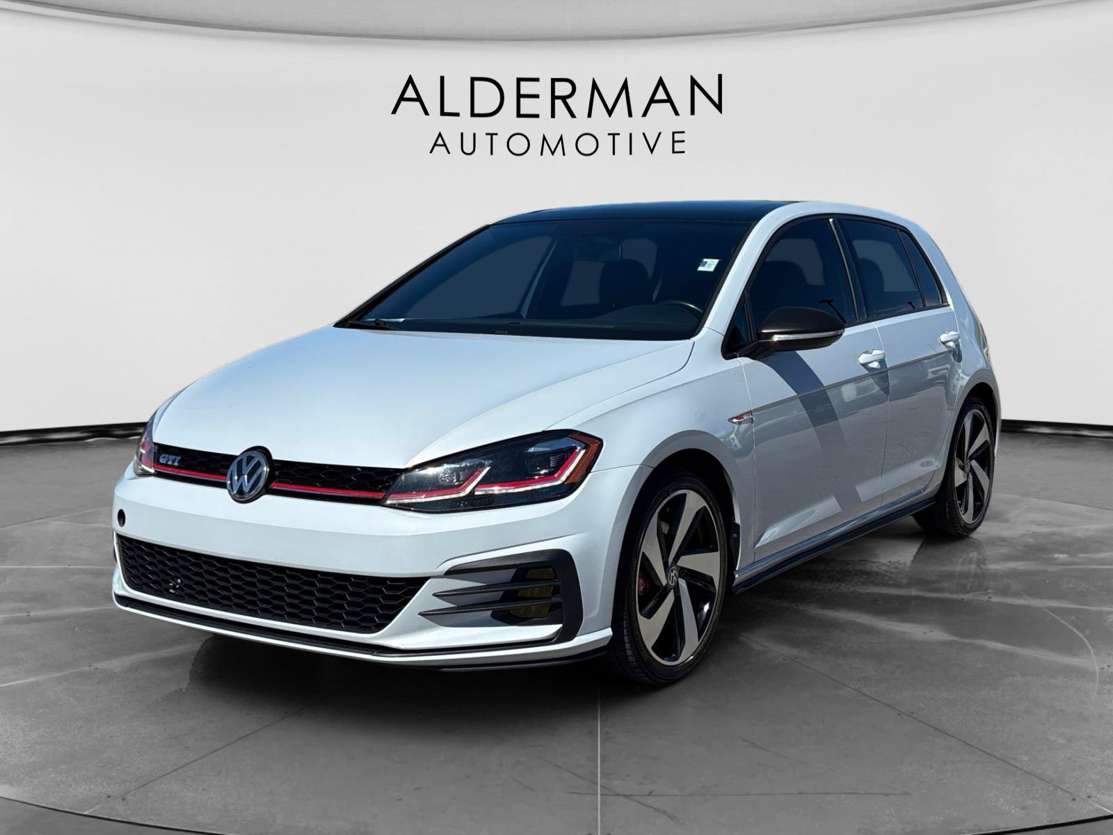 Used 2018 Volkswagen GTI SE w/ SE Leather Package FWD image 1