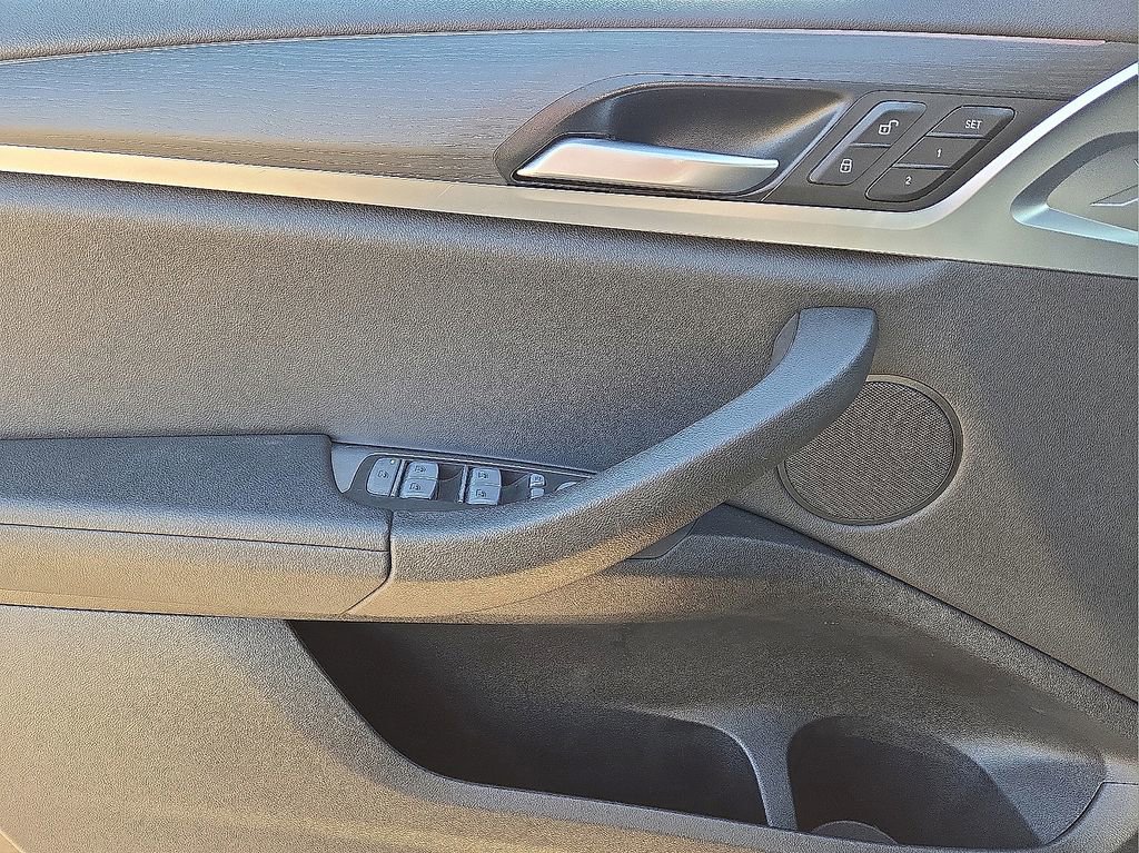 Used 2024 BMW X3 sDrive30i image 23