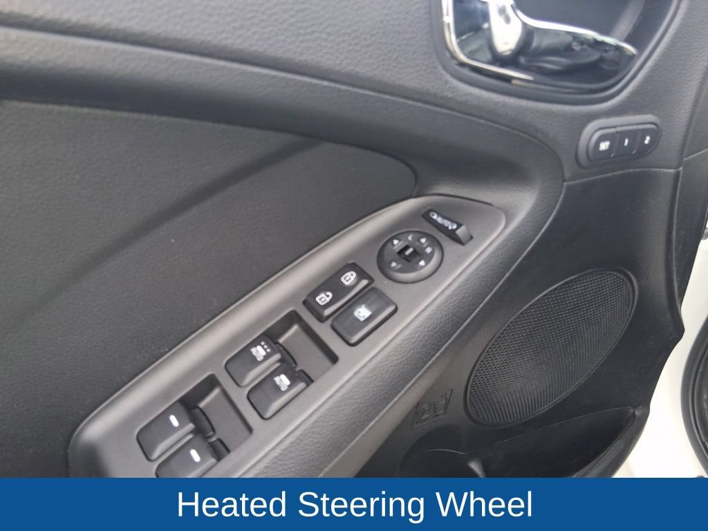 Used 2016 Kia Forte SX w/ Option Group 050 FWD image 12