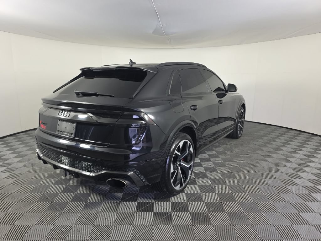 Used 2021 Audi RS Q8 w/ Carbon Optic Package AWD/4WD image 5