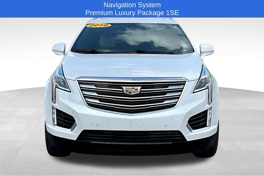 Used 2019 Cadillac XT5 Premium Luxury image 2