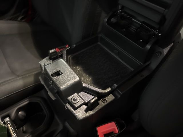 Used 2020 Jeep Gladiator Overland w/ LED Lighting Group image 8