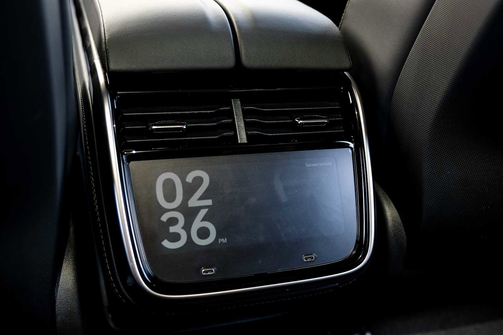 Used 2023 Rivian R1S Adventure image 38