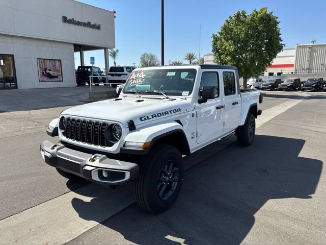 New 2026 Jeep Gladiator Sport
