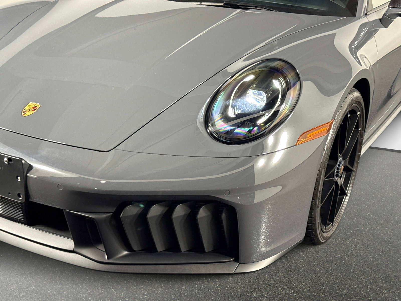 Used 2025 Porsche 911 Targa 4 GTS image 11