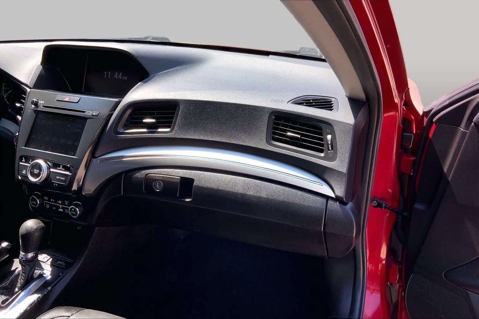 Used 2021 Acura ILX w/ Premium Package FWD image 19