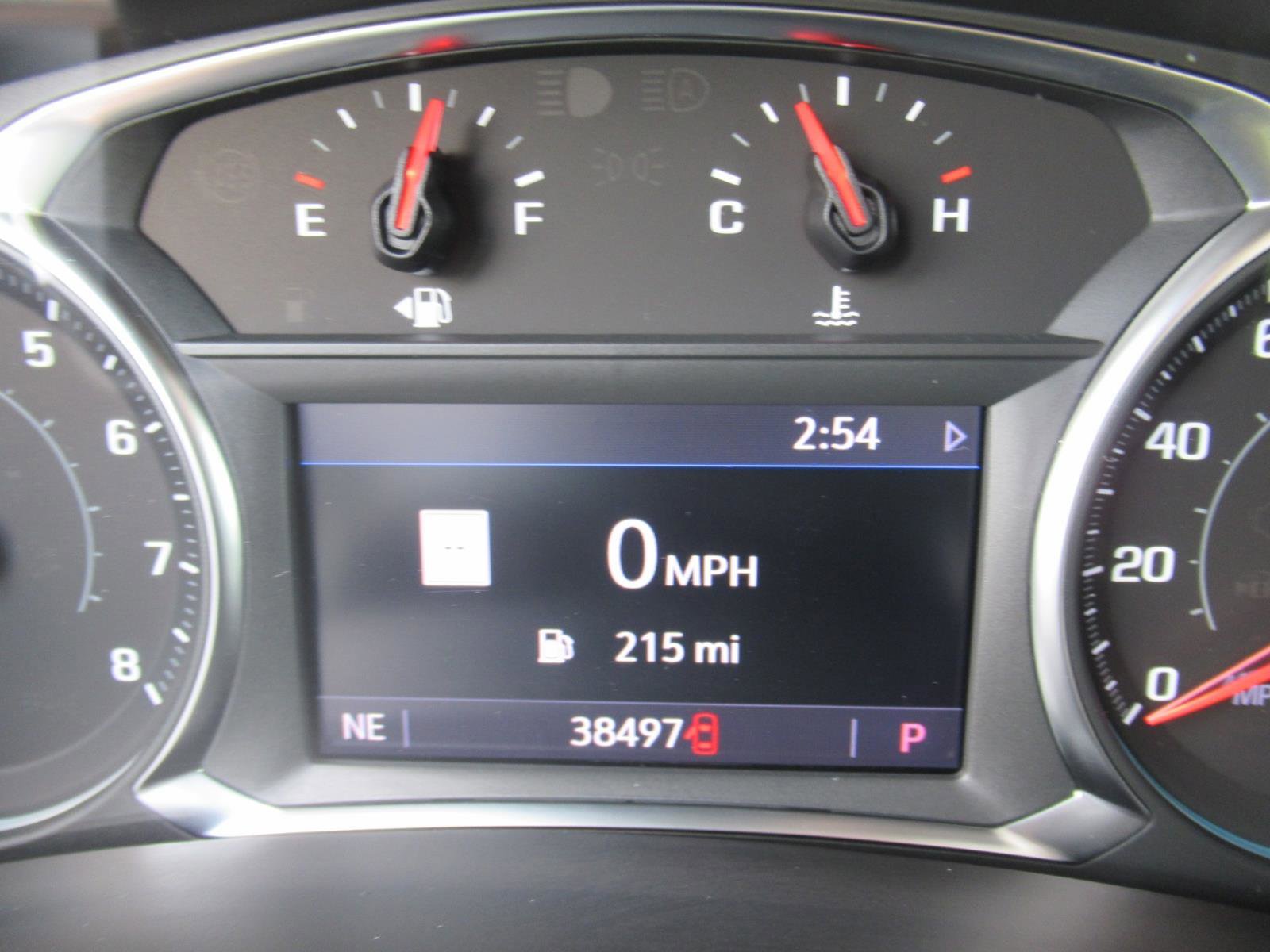 Used 2023 Chevrolet Equinox Premier FWD image 25