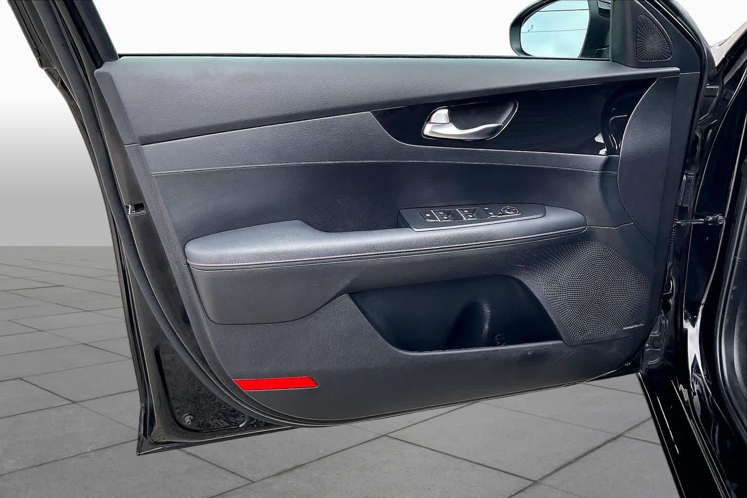 Used 2024 Kia Forte GT FWD image 21