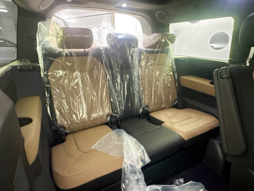 New 2026 Land Rover Defender 130 X AWD/4WD image 28
