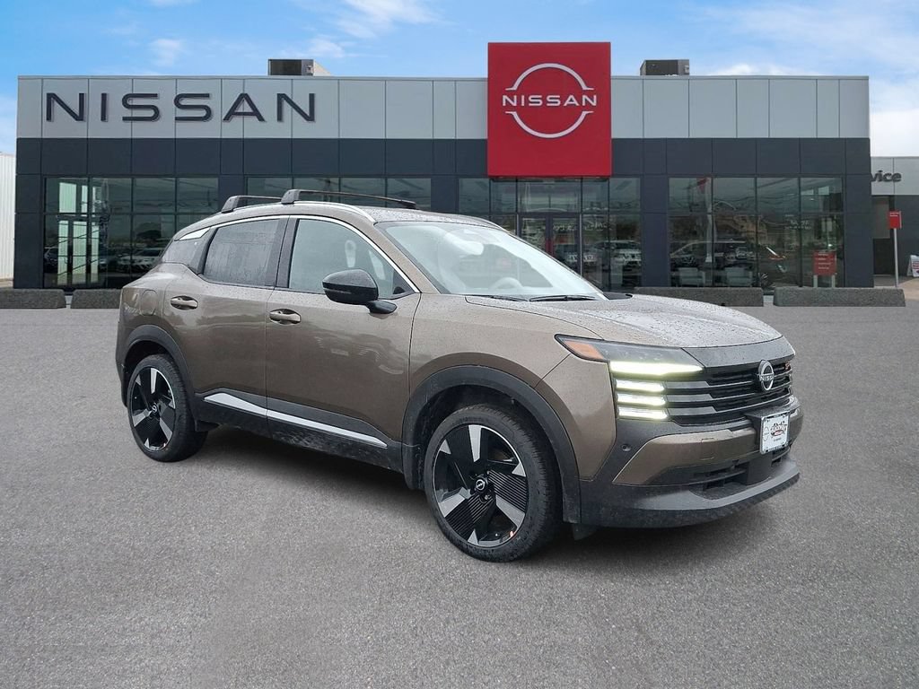New 2026 Nissan Kicks SR w/ Cold Weather Package