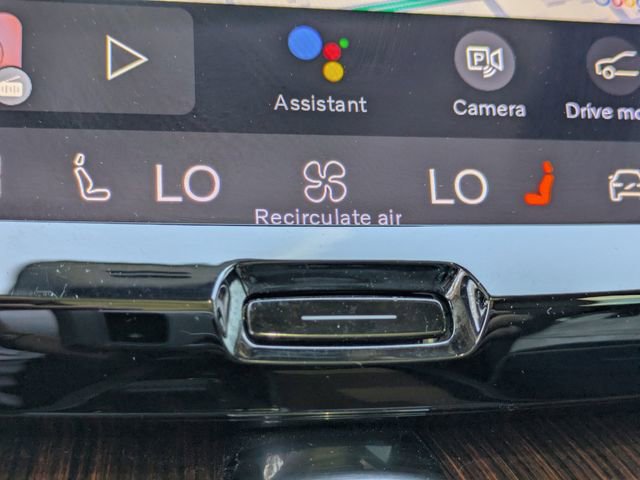 Used 2023 Volvo XC60 B5 Plus image 30