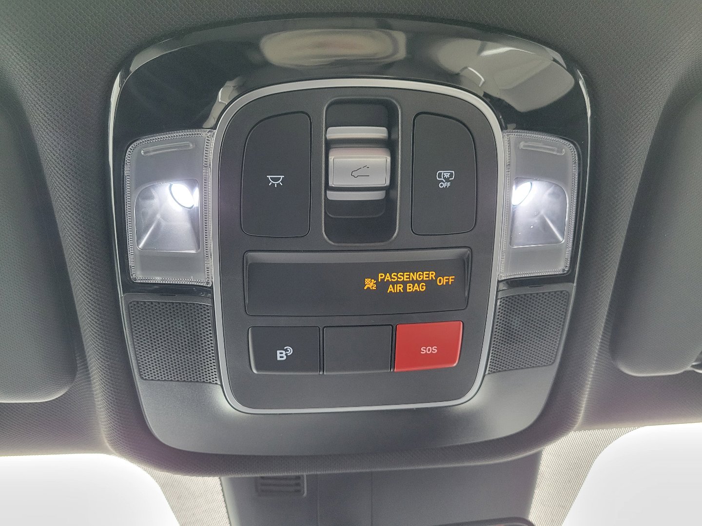 Used 2025 Hyundai Tucson Limited image 31