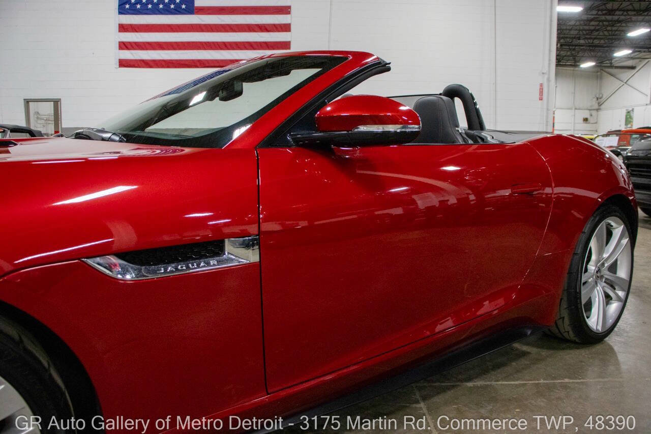 Used 2014 Jaguar F-TYPE S image 22