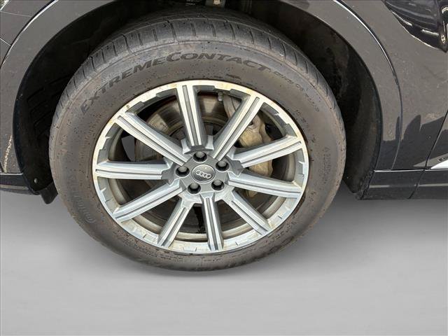 Used 2018 Audi Q7 3.0T Prestige w/ Prestige Package AWD/4WD image 9