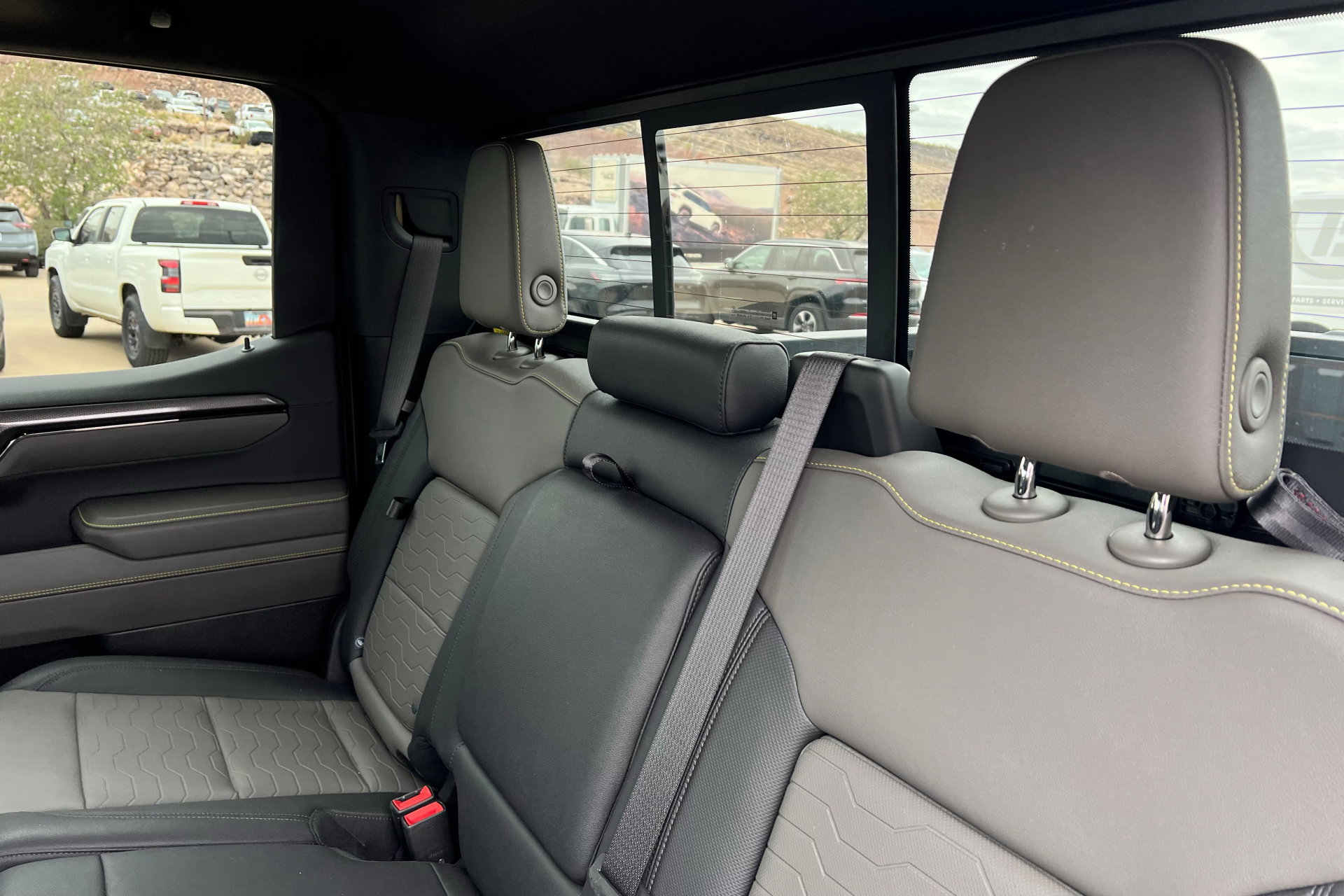 Certified 2023 Chevrolet Silverado 1500 ZR2 w/ Technology Package image 21