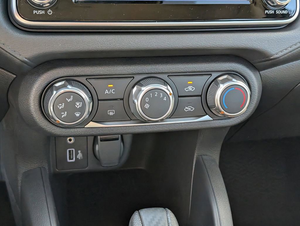 New 2025 Nissan Versa S w/ Trunk Package FWD image 17