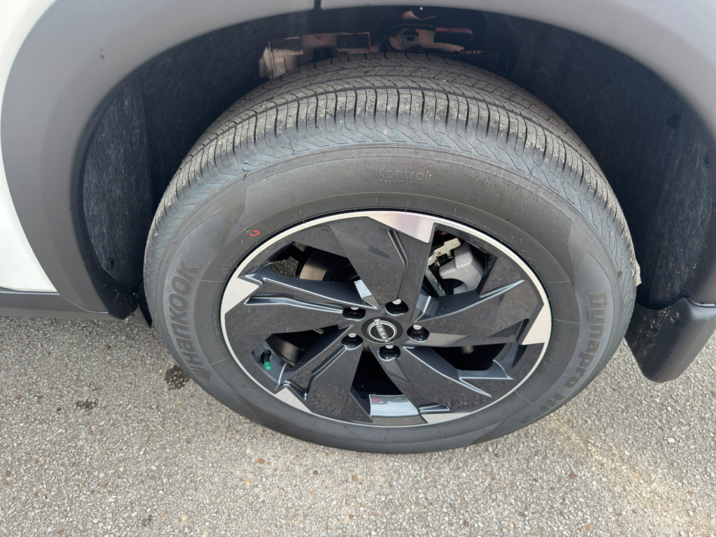 New 2026 Nissan Rogue SV image 24