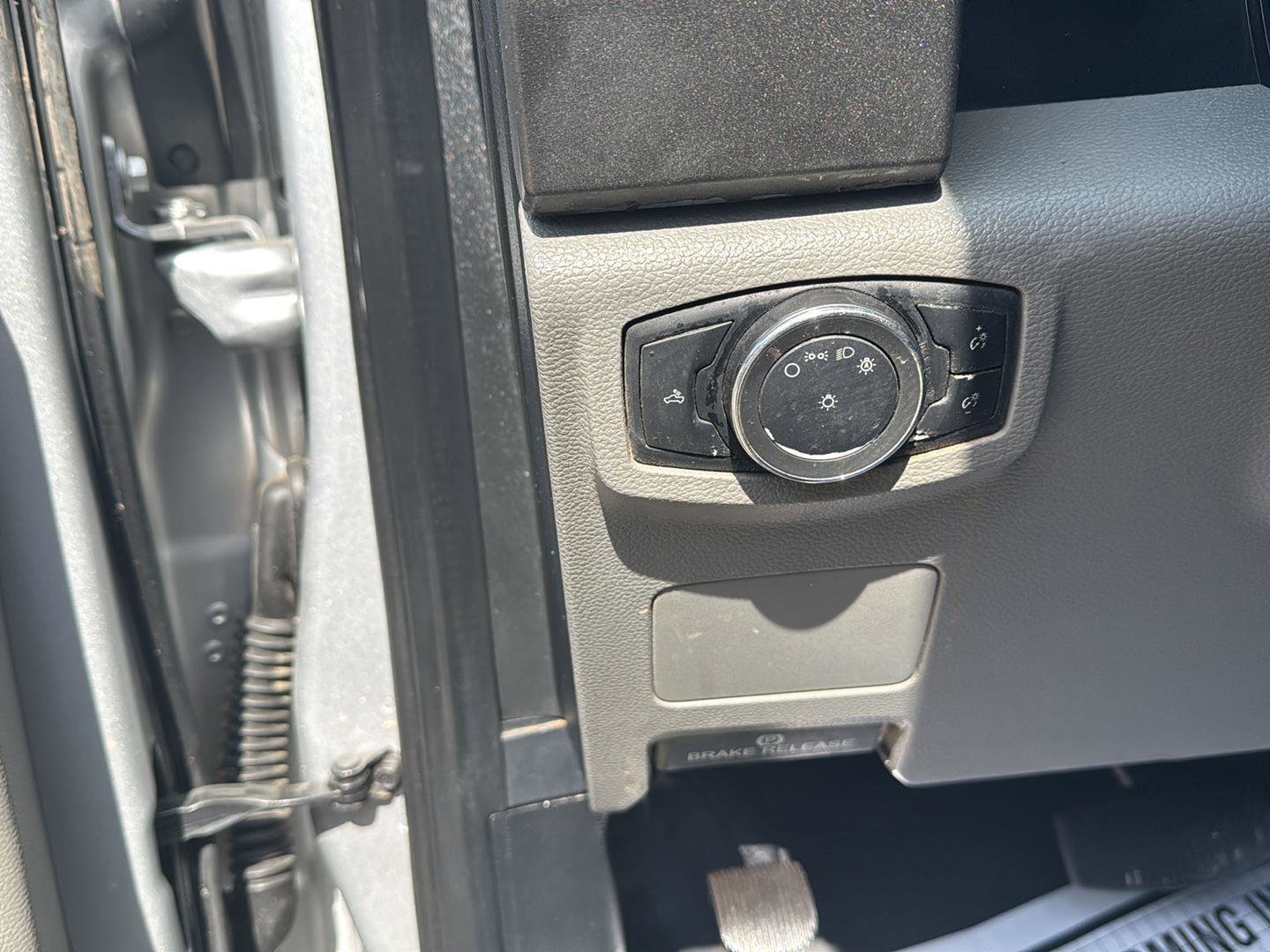 Used 2019 Ford F250 XL w/ Power Equipment Group image 17