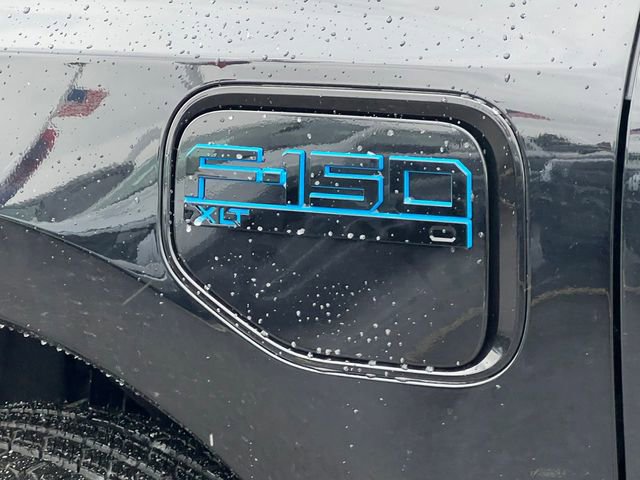 New 2025 Ford F150 Lightning XLT image 10