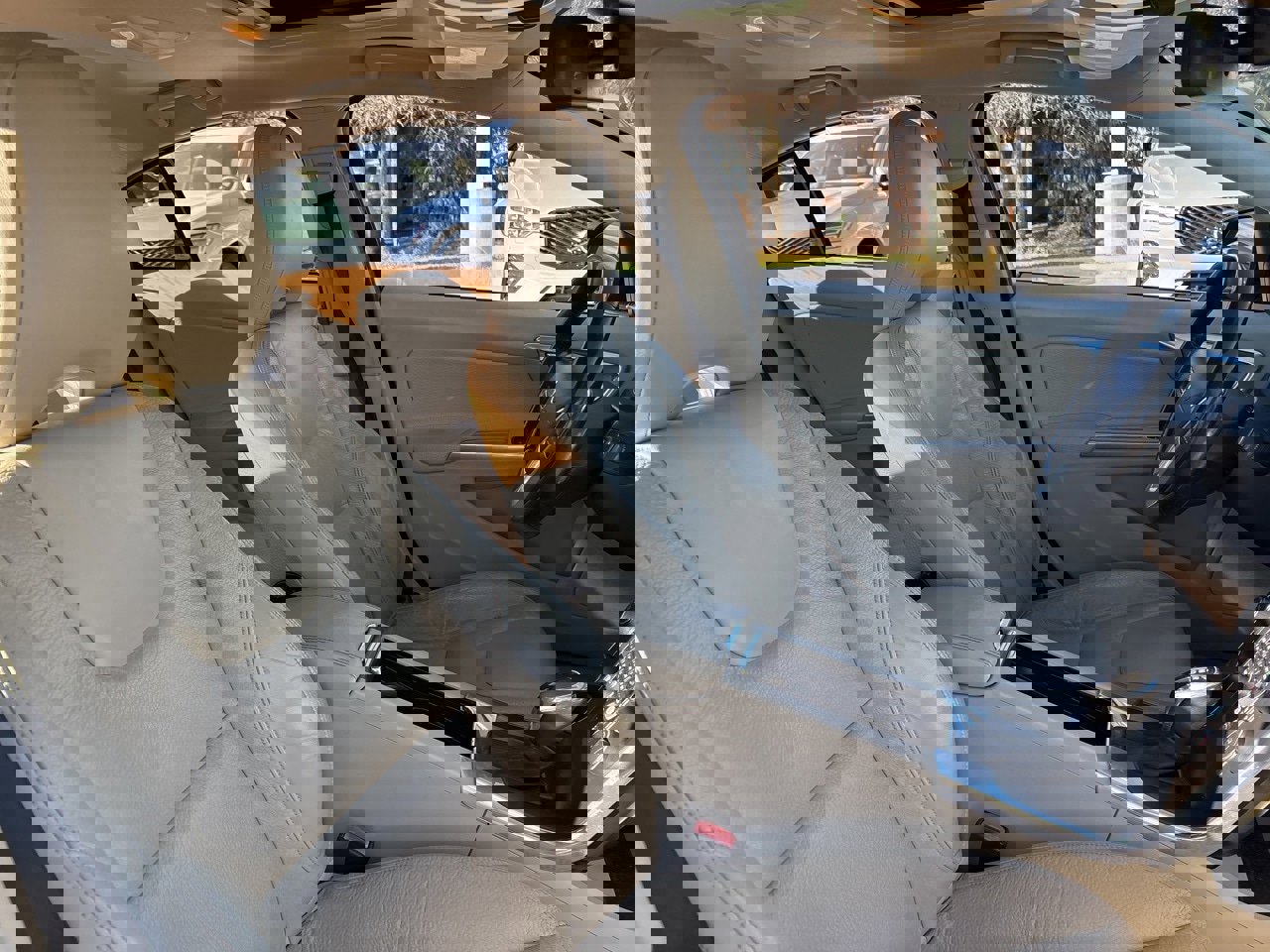 Used 2014 Volvo S60 T5 image 11