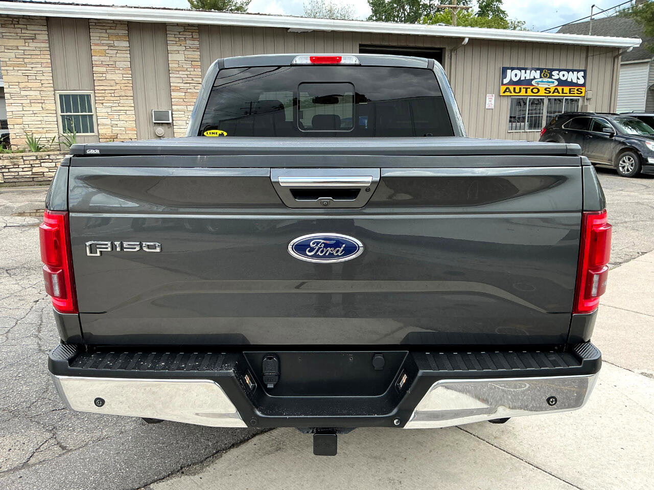Used 2016 Ford F150 Lariat w/ Equipment Group 502A Luxury image 4