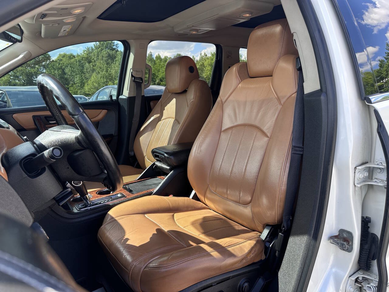 Used 2013 Chevrolet Traverse LTZ w/ LPO, 'HIT The Road' Package FWD image 14