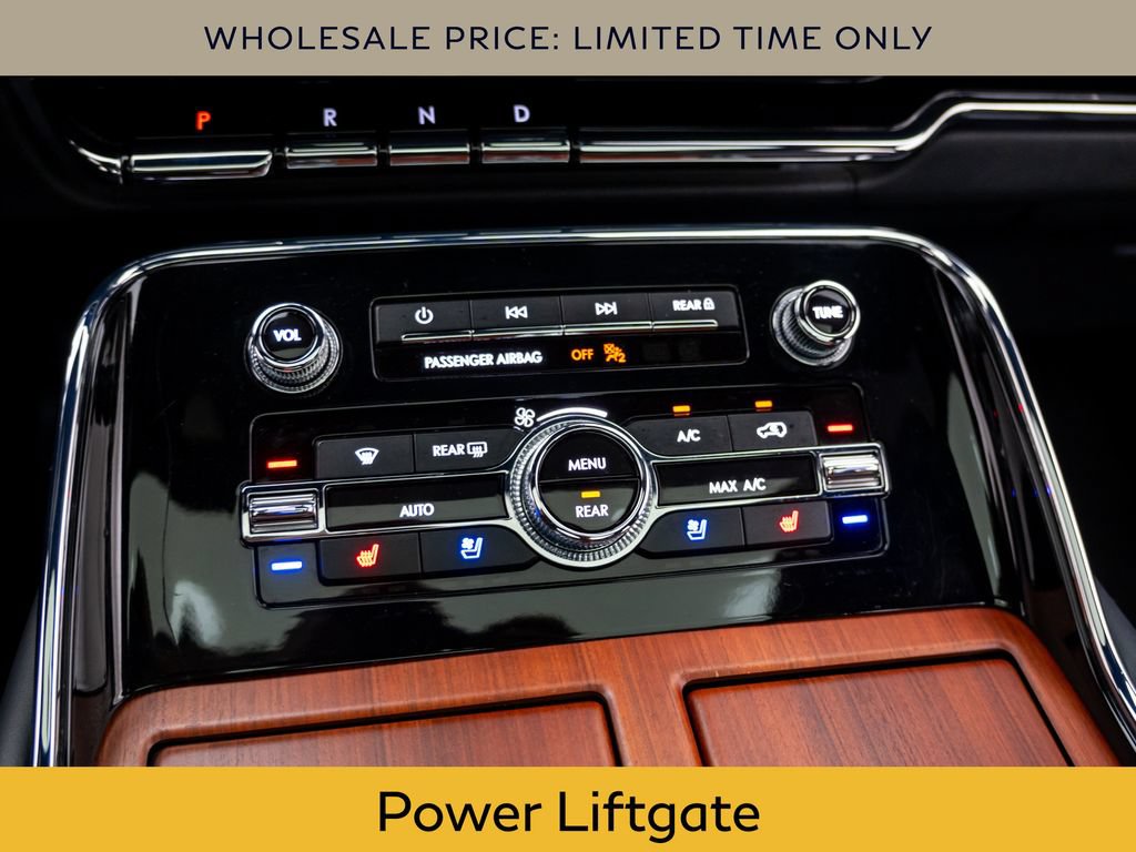 Used 2024 Lincoln Navigator Reserve AWD/4WD image 22
