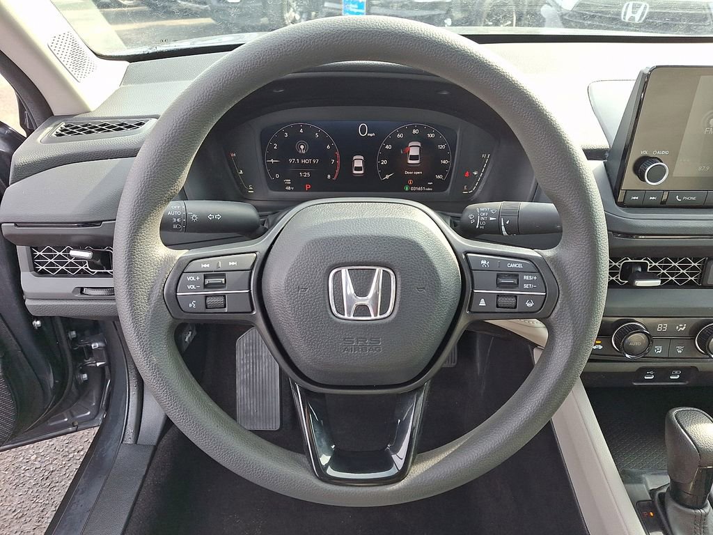 Used 2025 Honda Accord SE image 19