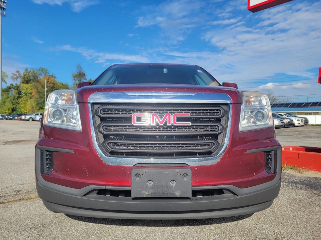 Used 2017 GMC Terrain SLE image 2
