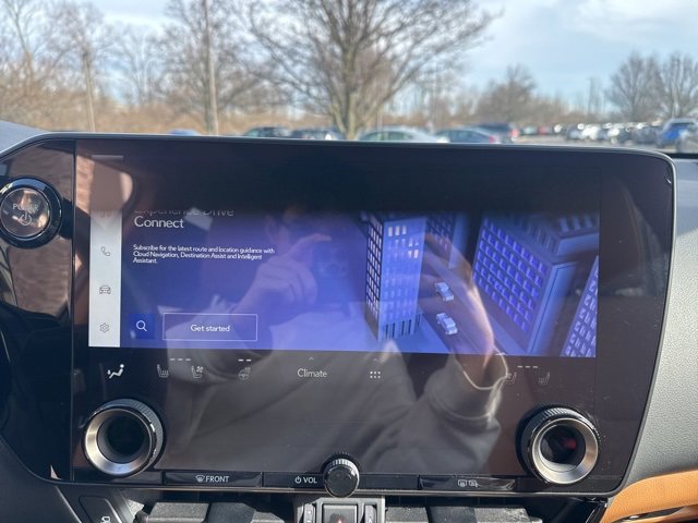 Used 2025 Lexus NX 350h AWD w/ Premium Package image 23