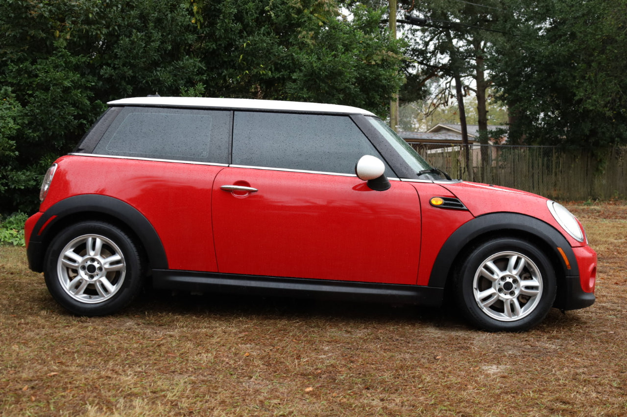 Used 2013 MINI Cooper Hardtop image 4