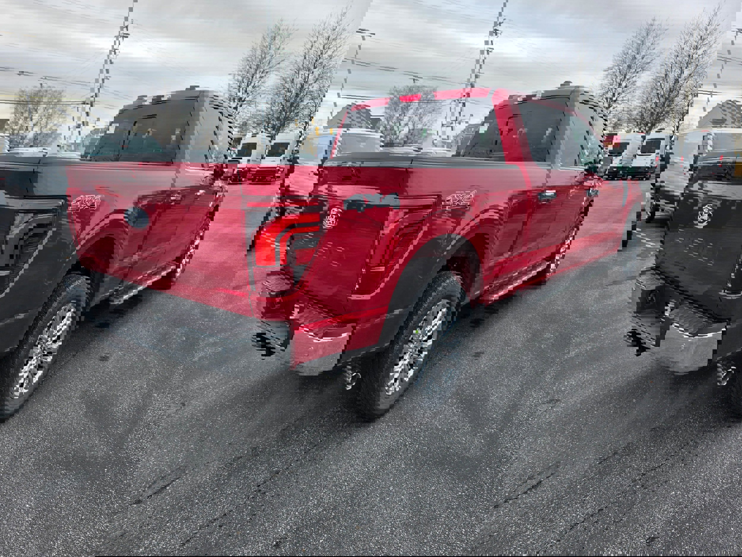 New 2025 Ford F150 Lariat w/ Equipment Group 502A High image 5